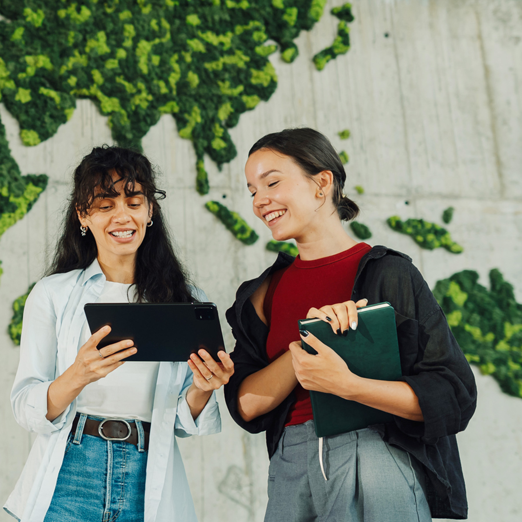 ESG Global Carbon Footprint (square)