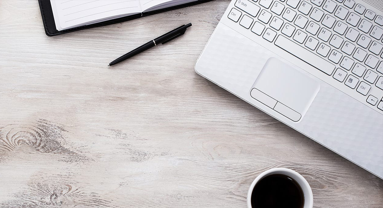 Webinar-Desk-Coffee-1255x683