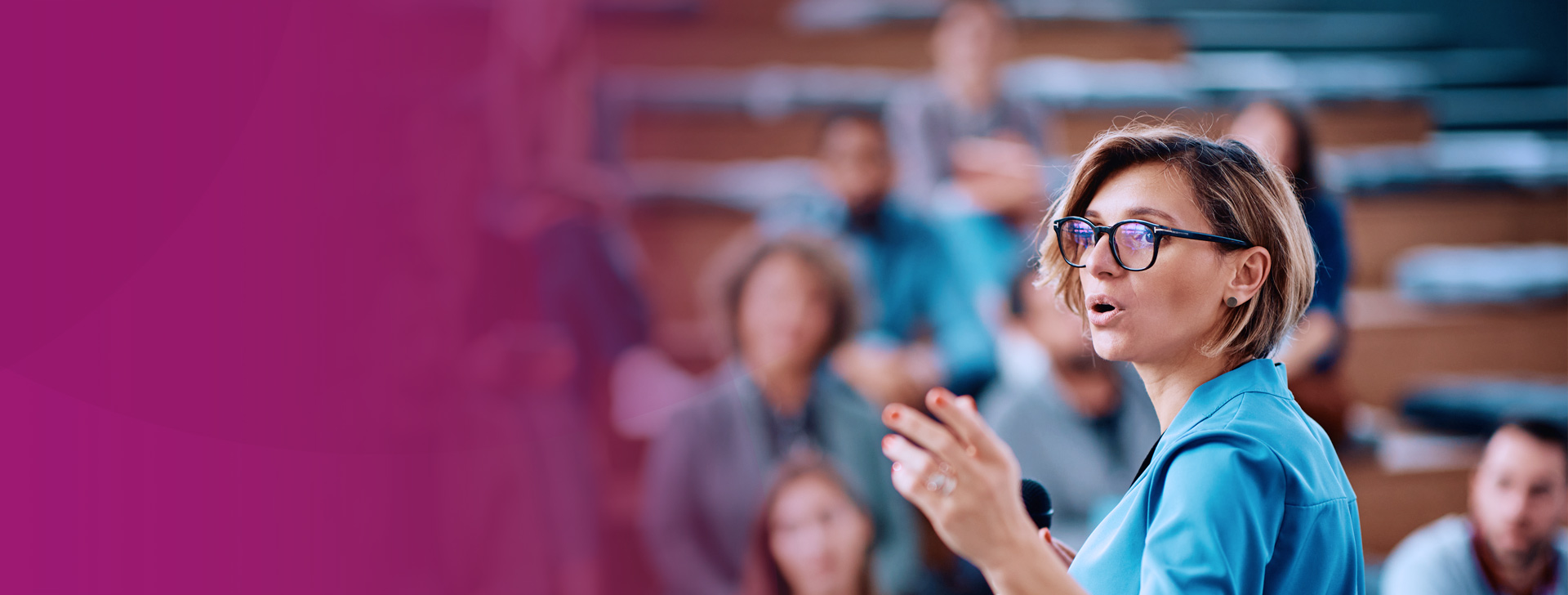 Managing communications through a corporate crisis