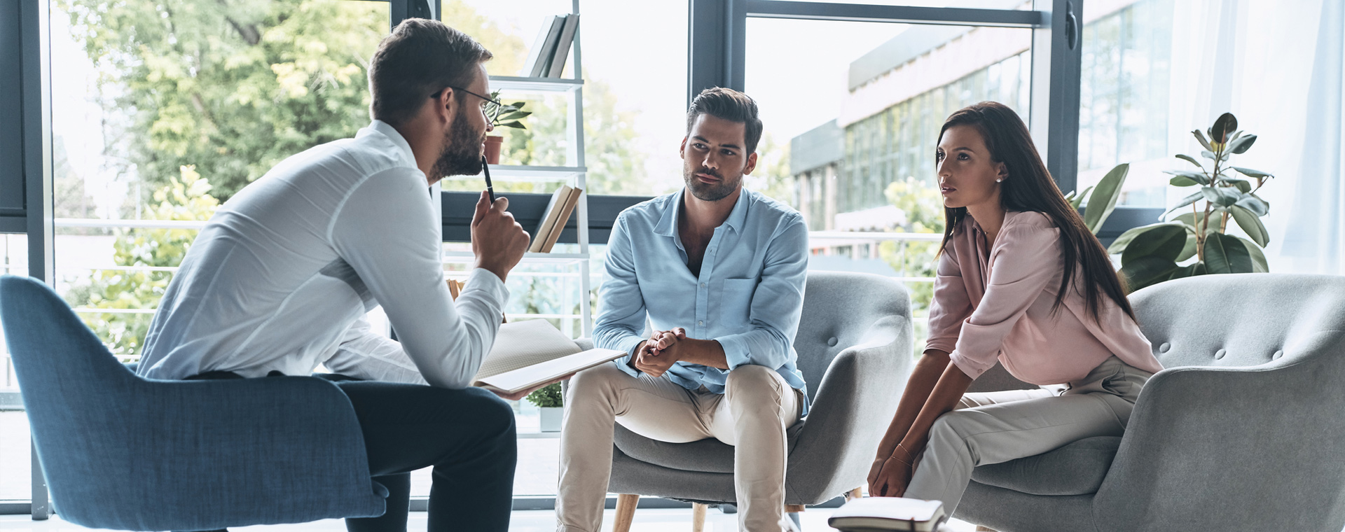 WebHeader-Business-Meeting