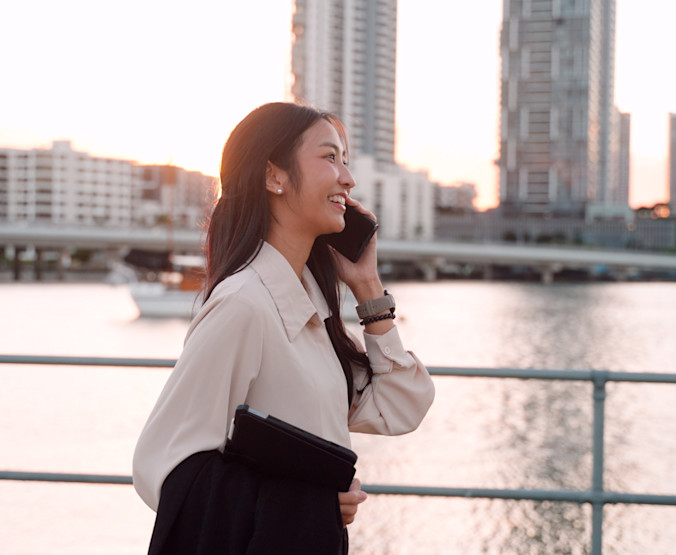 HK Business phone call