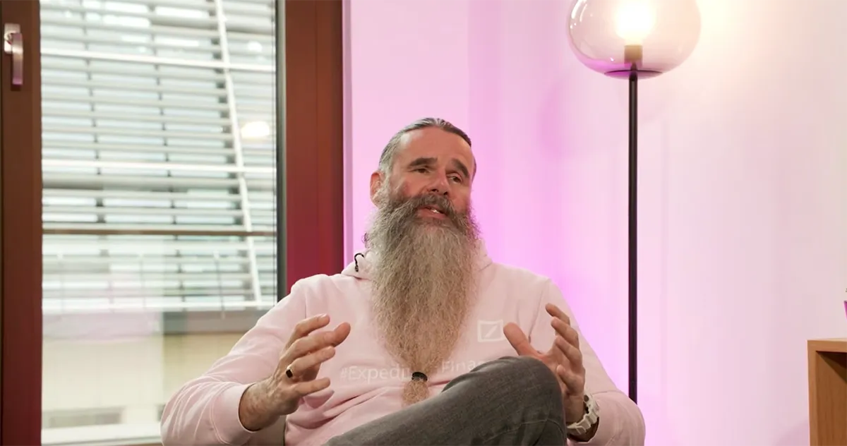 Die Zukunft der Finanzkommunikation: Insights von Jürgen Schmitt, Corporate Content Creator der Deutschen Bank