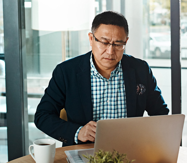 美國證券交易委員會(SEC)對10b5-1 交易計劃進行了修改,對美股上市公司內幕人士的股票交易提出了新的監管要求(英文內容)