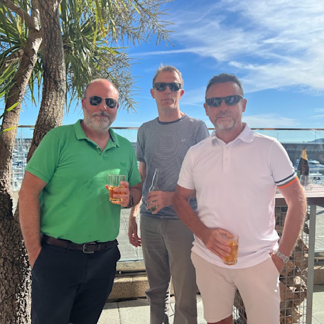 Team drinks in Jersey Tile image of Team drinks in Jersey