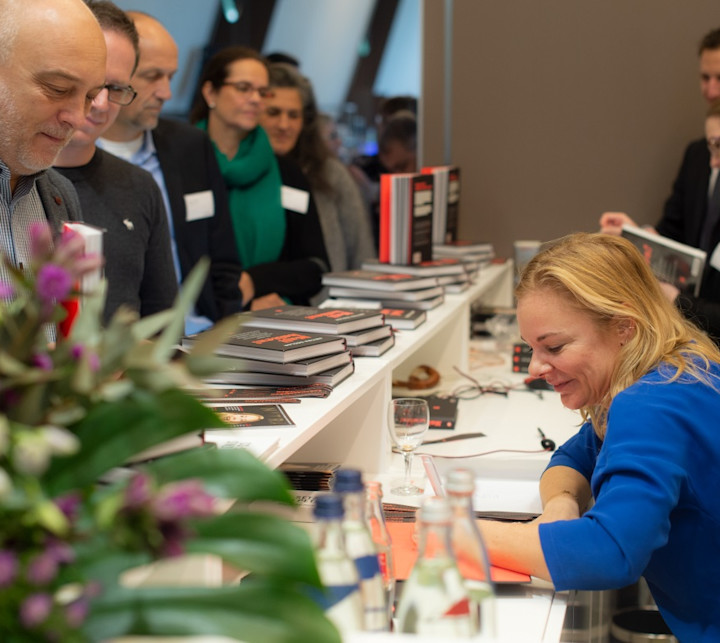 hvms_tag2_impulsvortrag signieren